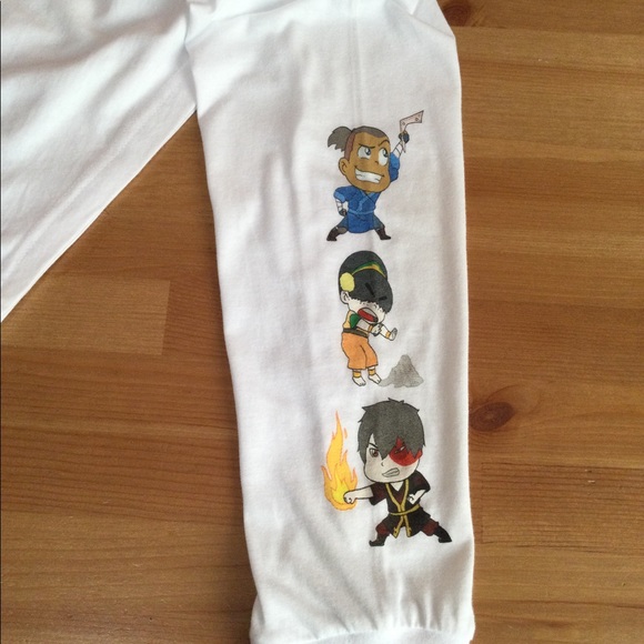 Boxlunch Avatar Women's White T Shirt Size S & M - Picture 12 of 16